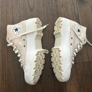 Converse High-Tops in Beige and White
